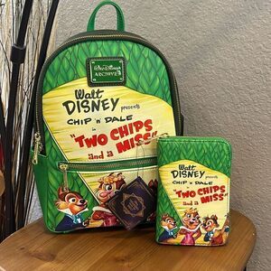Disney Chip and Dale lounge fly with matching wallet